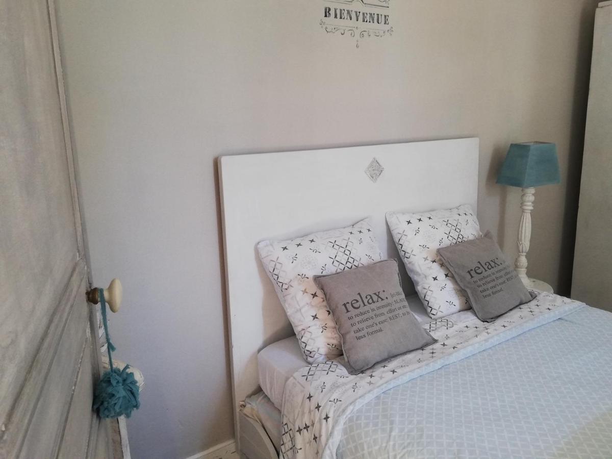 Chambre D'Hote Equestre Au Petit Bonheur Chateldon Exteriér fotografie